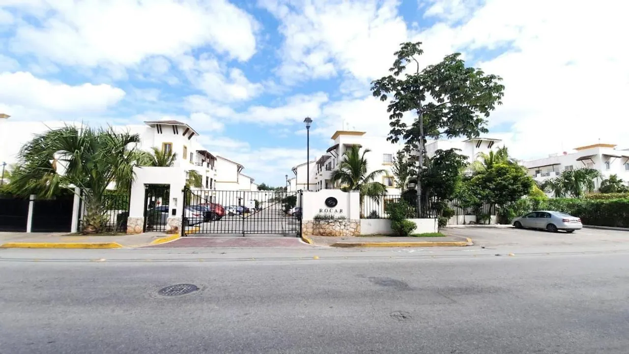 Apartamento En Fraccionamiento Privado 6 Personas, 5 Camas, Piscina Cerca De La Playa Playa del Carmen Apartment