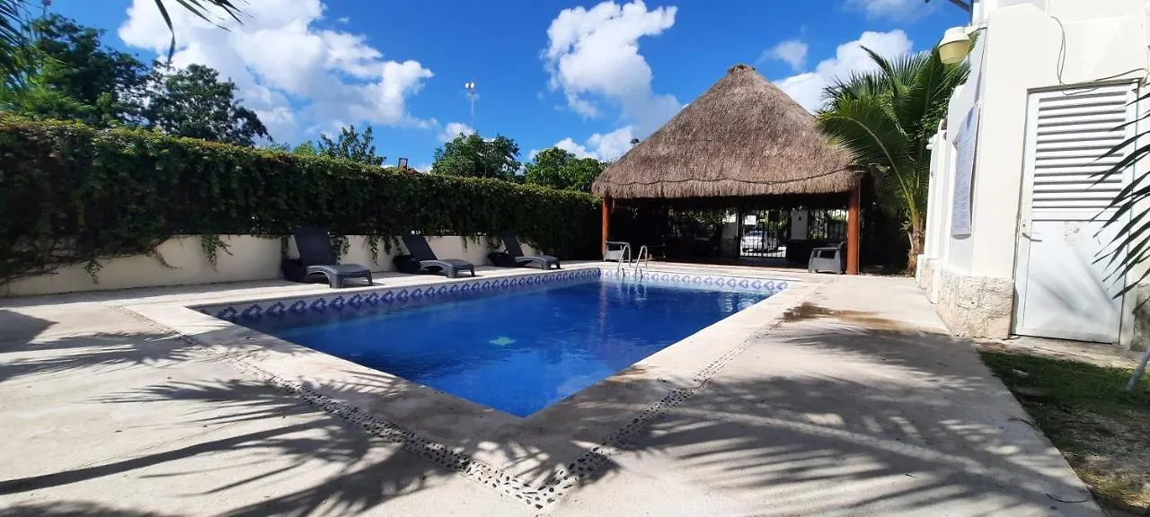 Apartamento En Fraccionamiento Privado 6 Personas, 5 Camas, Piscina Cerca De La Playa Playa del Carmen Meksika